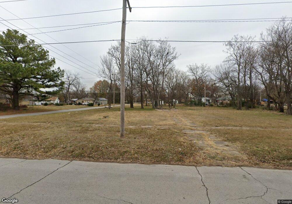 615 N Central Ave, Okmulgee, OK 74447 - photo 1