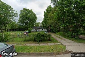 18 Cedar Ave S, Battle Creek, MI 49037