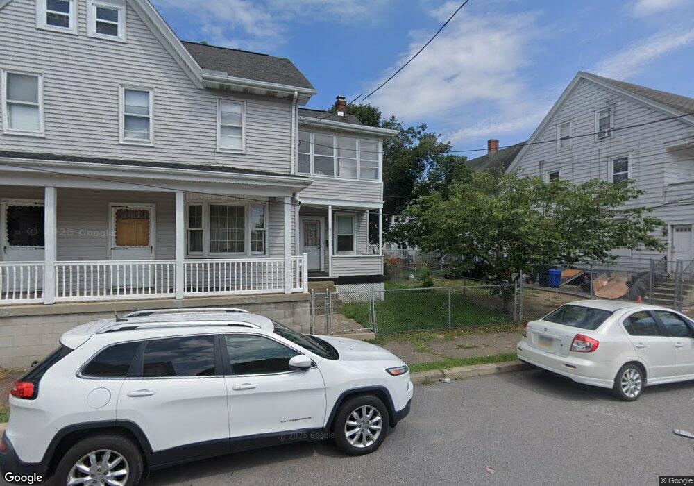 517 Grant St, Hazleton, PA 18201 - photo 1