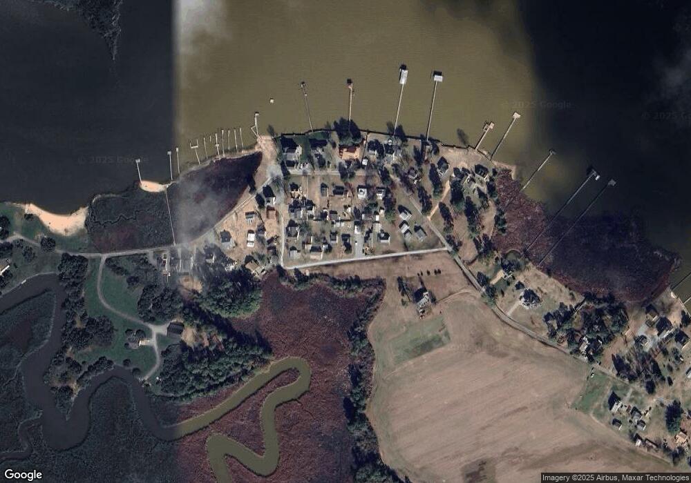 188 Mayfly Dr, Dunnsville, VA 22454 - photo 1