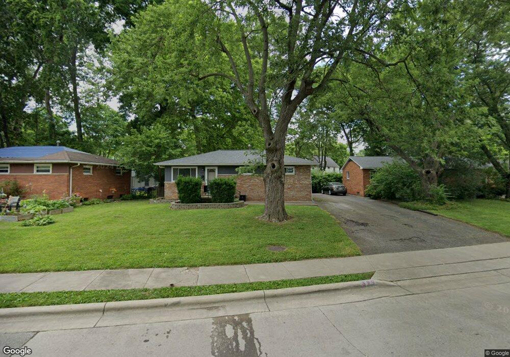 399 Mayflower Blvd, Columbus, OH 43213 - photo 1