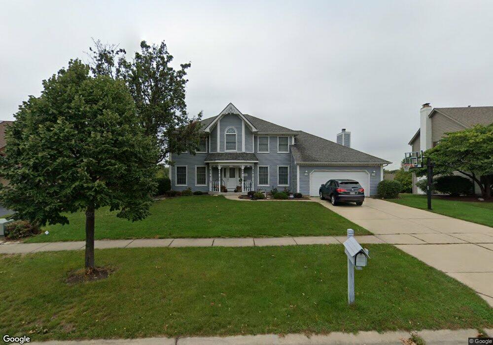 601 Young Ave, Batavia, IL 60510 - photo 1