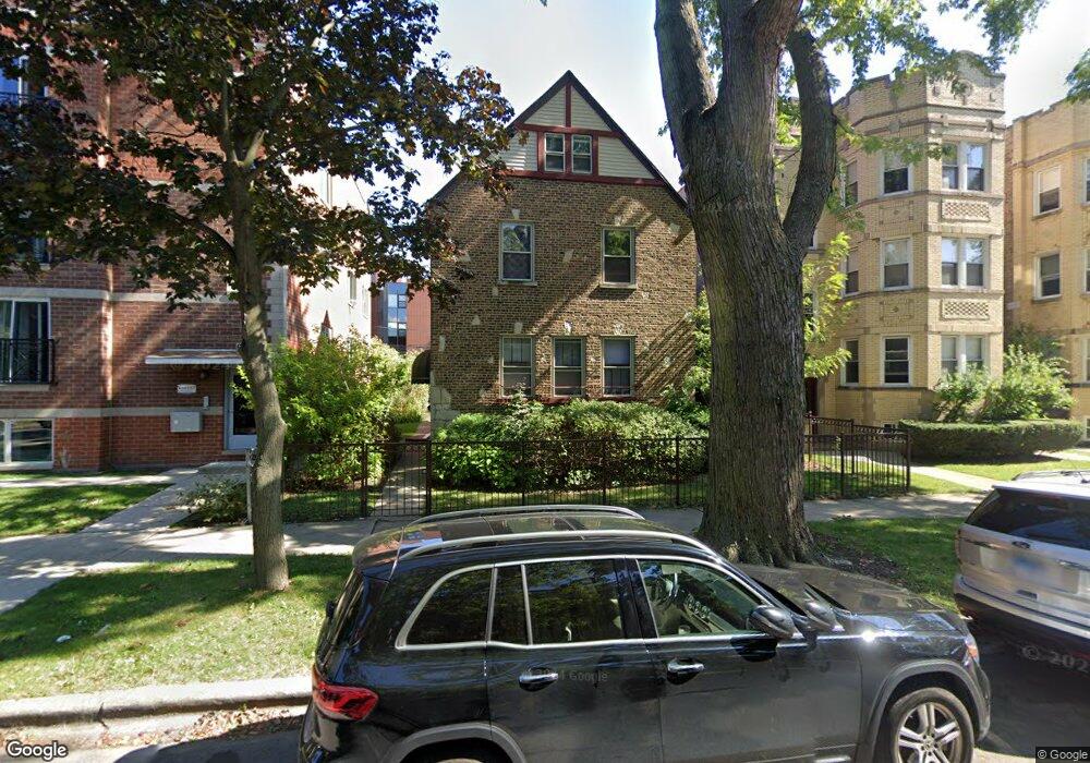 6131 N Mozart St unit 2, Chicago, IL 60659 - photo 1