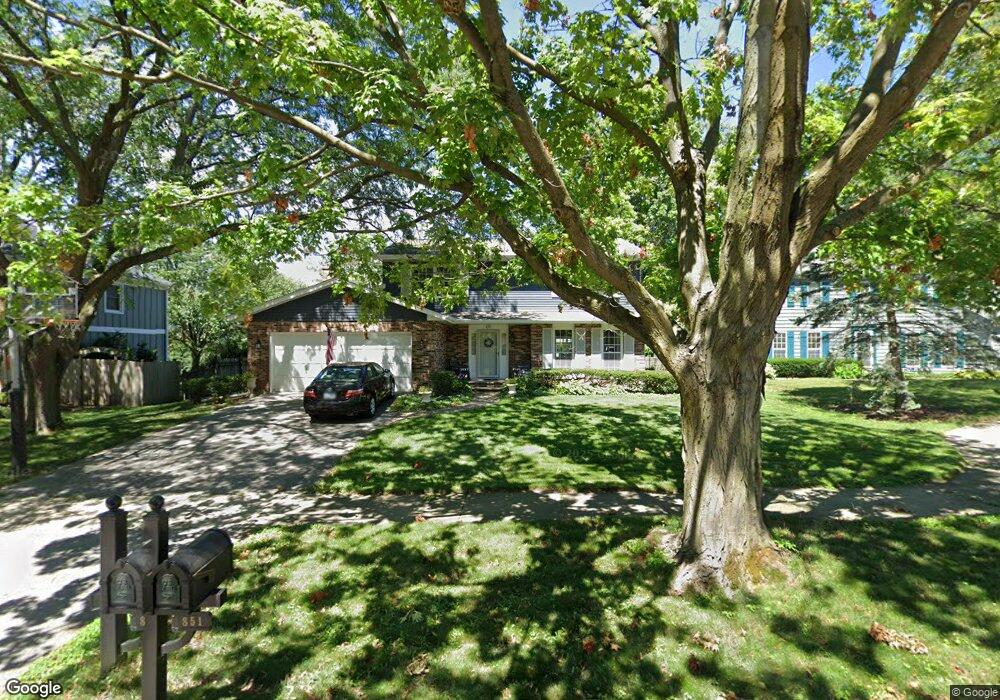 851 Waverly Ct, Naperville, IL 60563 - photo 1