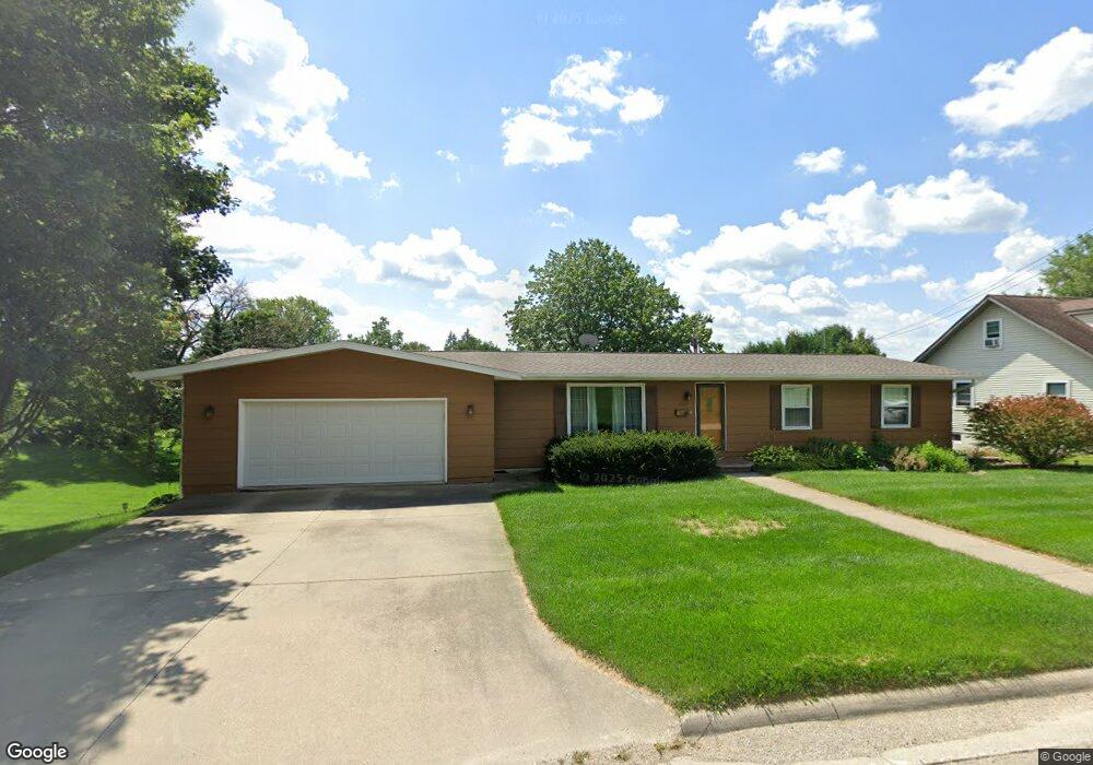 124 Fleet St, West Union, IA 52175 - photo 1