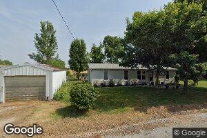 313 E Chestnut St, Baldwin, IL 62217