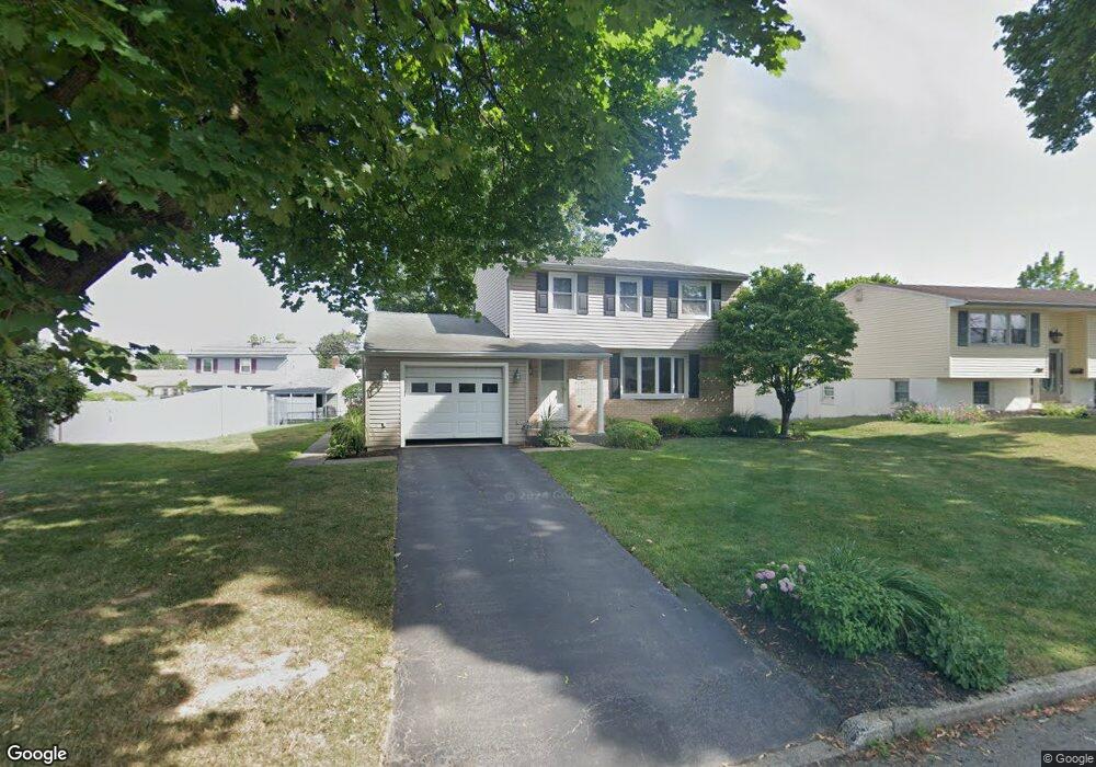 710 College Ln, Allentown, PA 18103 - photo 1