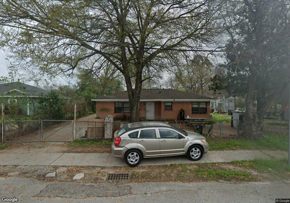 6604 Knox St, Houston, TX 77091 - photo 1