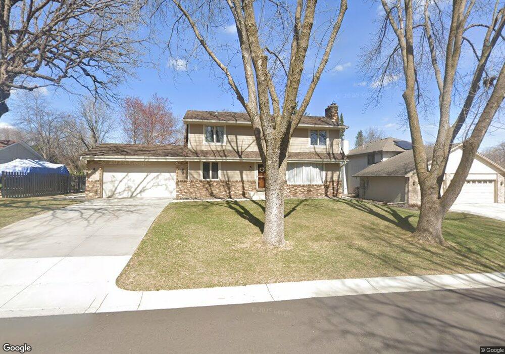 6438 Evergreen Ln N, Maple Grove, MN 55369 - photo 1