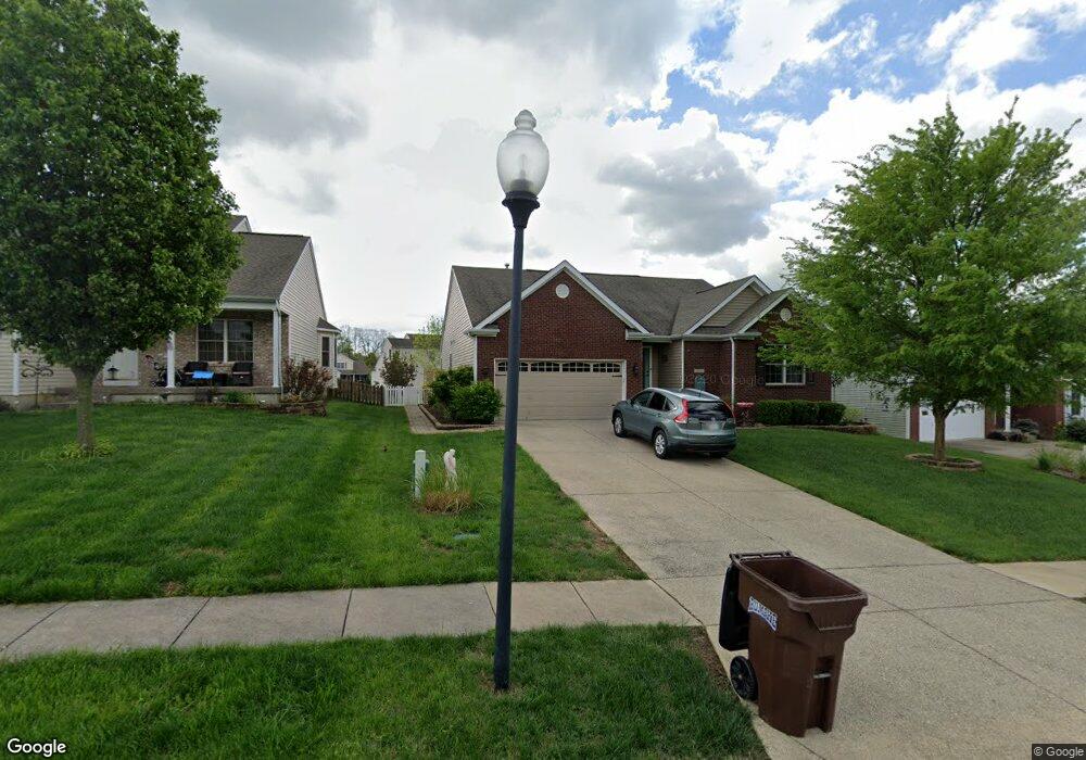 10215 Hornbeam Blvd, Louisville, KY 40228 - photo 1