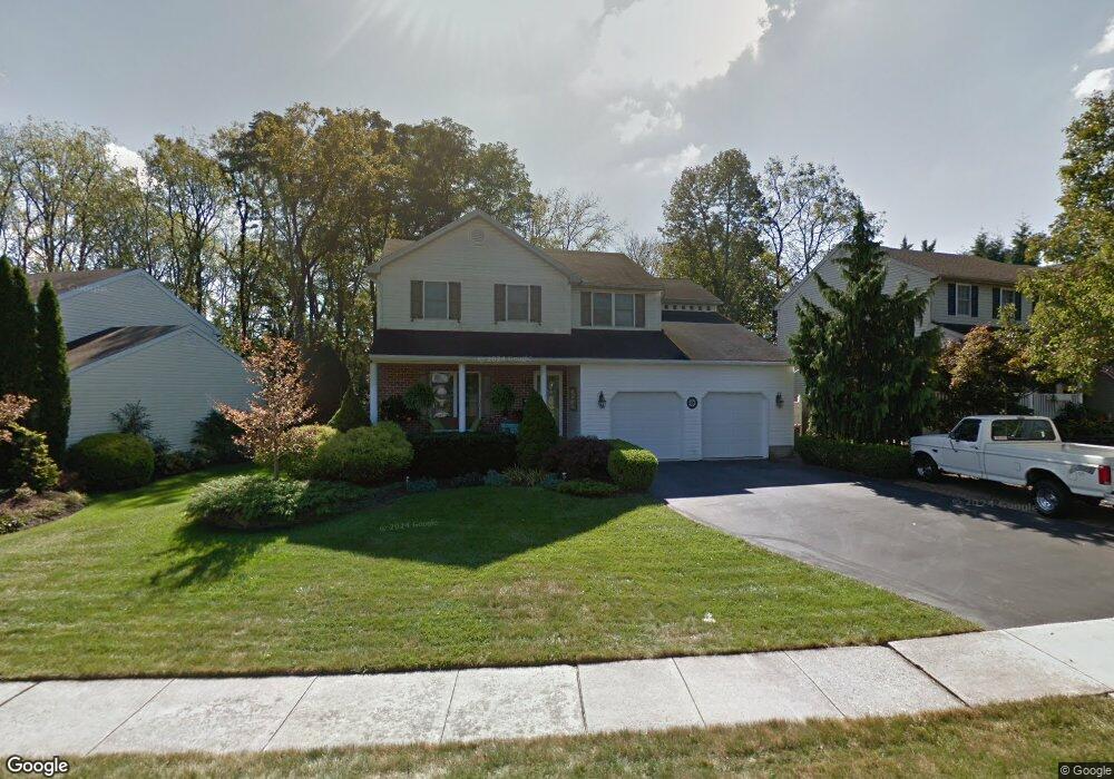 4230 Hunters Run Blvd, Reading, PA 19606 - photo 1