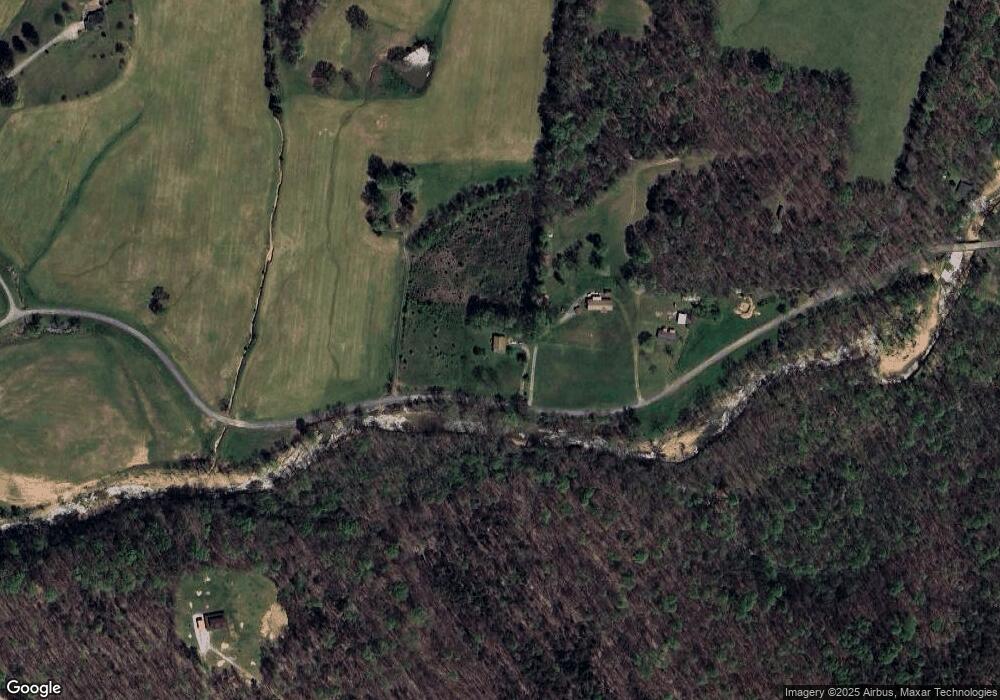 368 Hurricane Creek Dr, Stewart, TN 37175 - photo 1