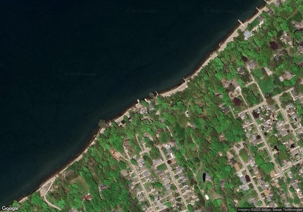 4035 Lake Front Dr, Erie, PA 16505 - photo 1