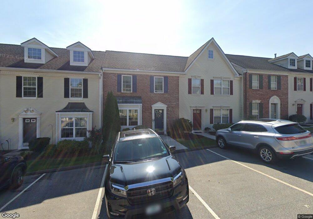 117 Middlesex Rd, MerriMacK, NH 03054 - photo 1