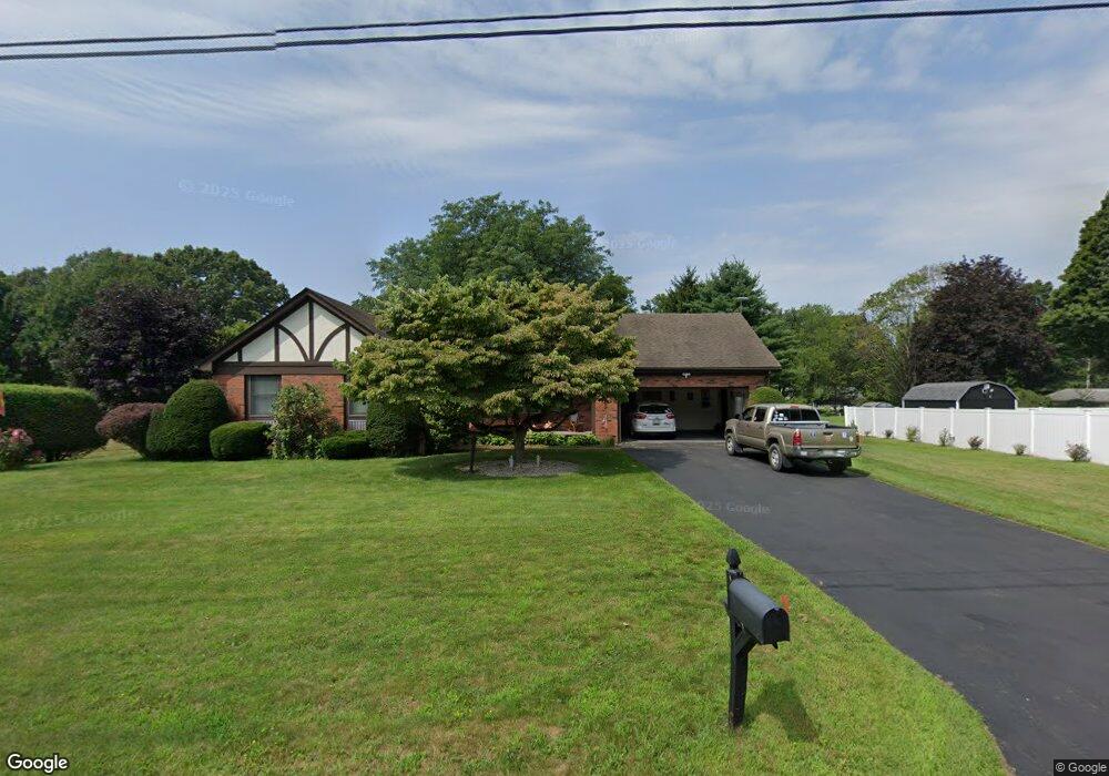 26 Brook Hollow Dr, Ludlow, MA 01056 - photo 1