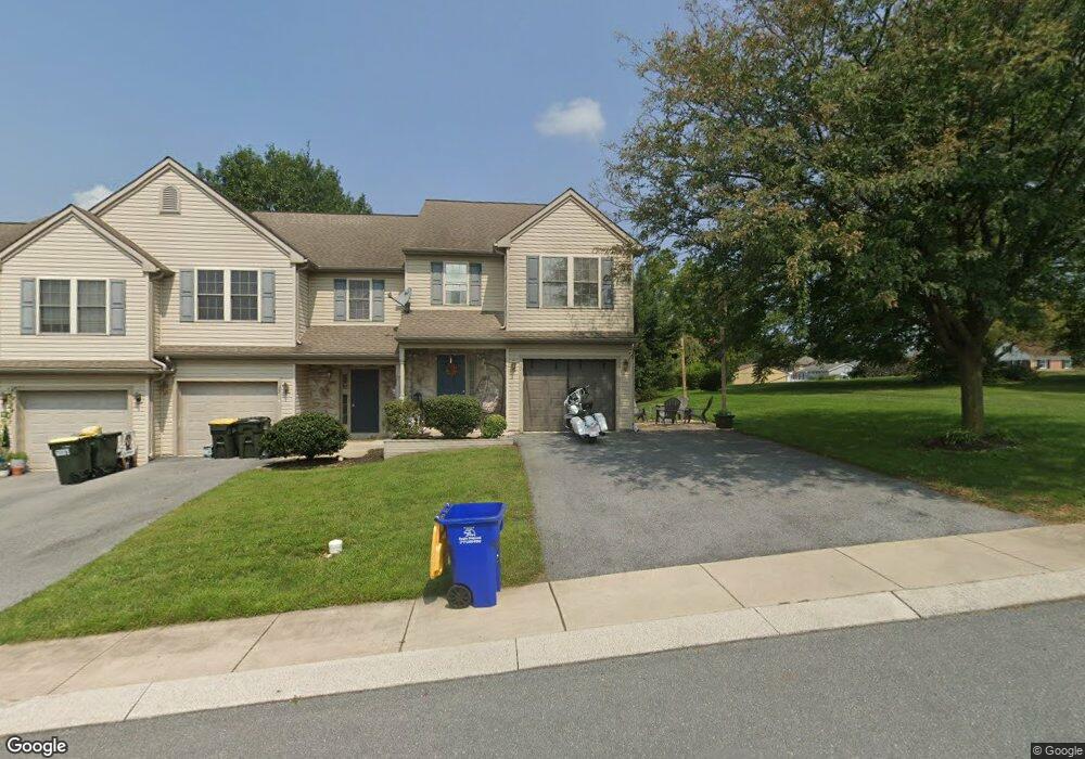 37 Village Dr, Leola, PA 17540 - photo 1