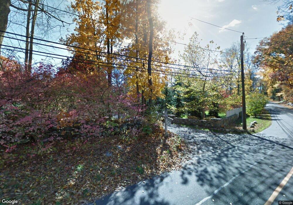 56 Red Coat Rd, Westport, CT 06880 - photo 1