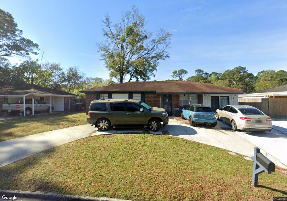 121 Walz Cir, Savannah, GA 31404 - photo 1