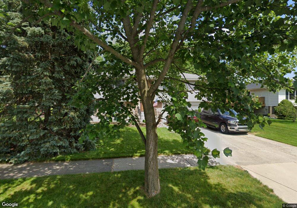 1033 Cedar Ln, Dyer, IN 46311 - photo 1