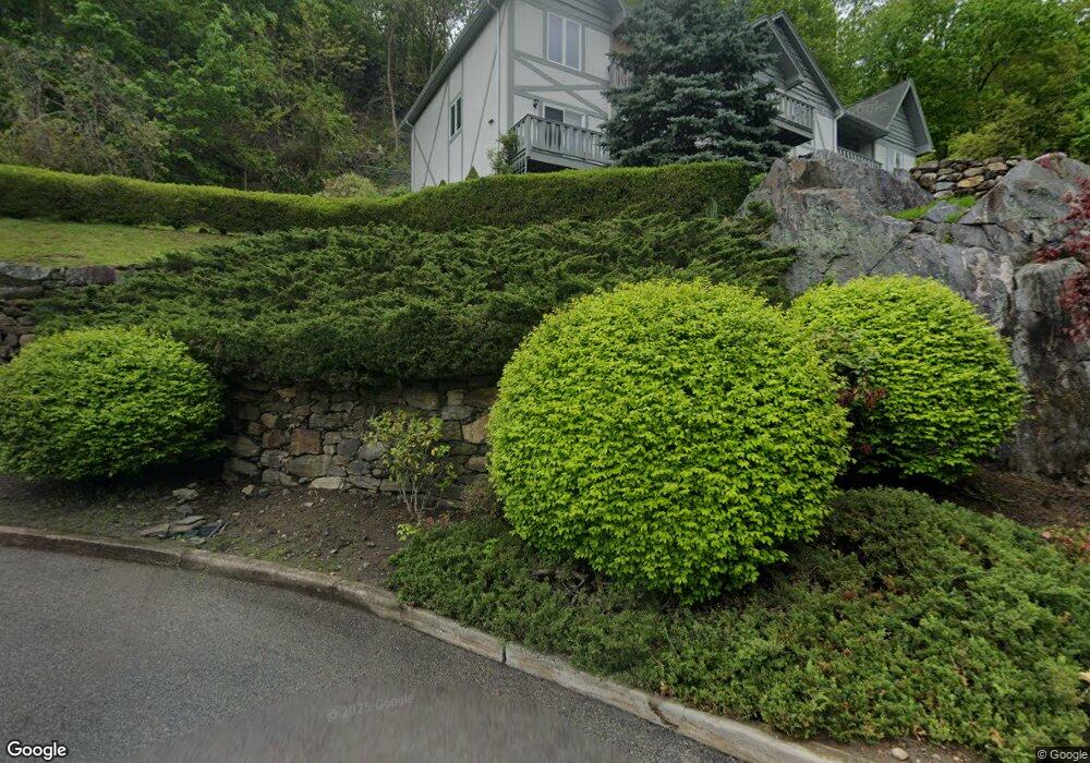 8 Hillcrest Ave, Pleasantville, NY 10570 - photo 1