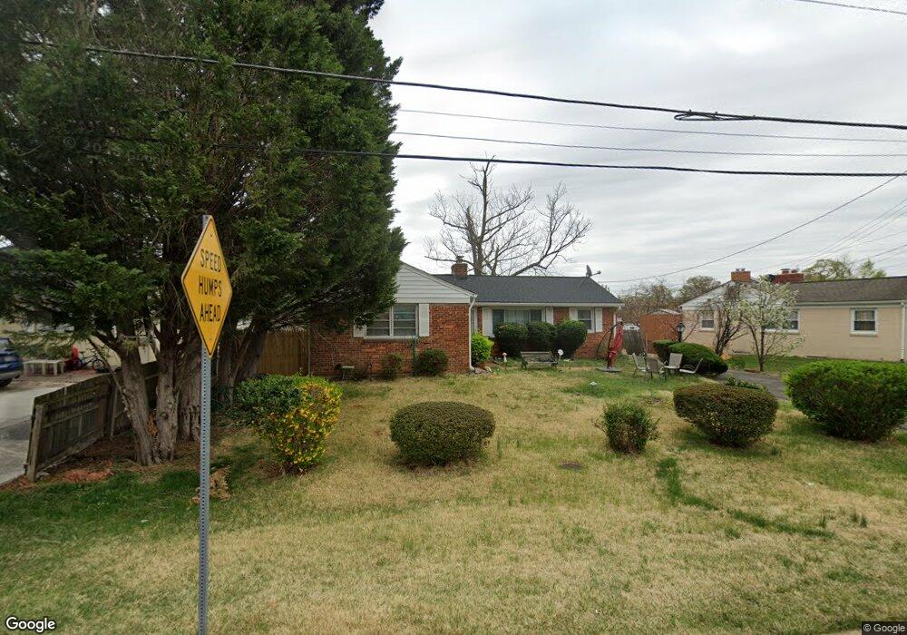 3511 Washington Dr, Falls Church, VA 22041 - photo 1