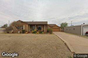 221 6th St, Canute, OK 73626
