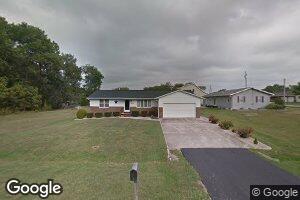 202 N Oak St, Teutopolis, IL 62467