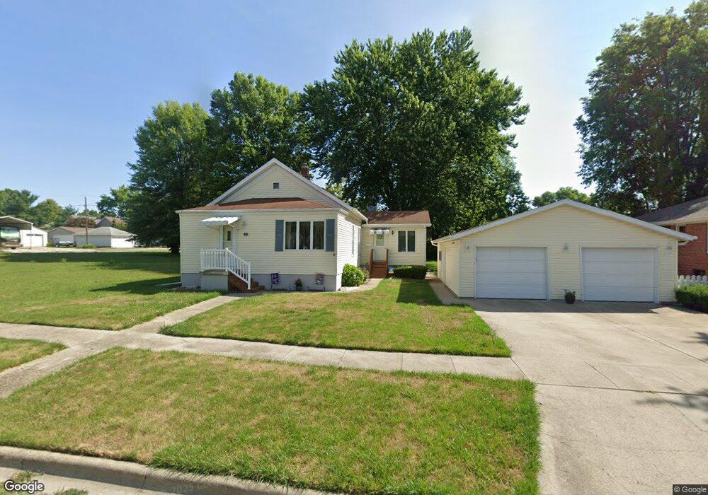 412 Willard Ave, Lincoln, IL 62656 - photo 1