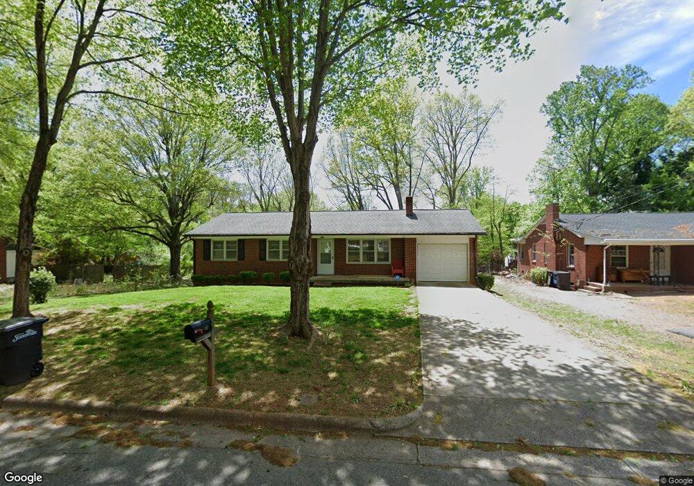 327 Euclid Ave, Statesville, NC 28677 - photo 1