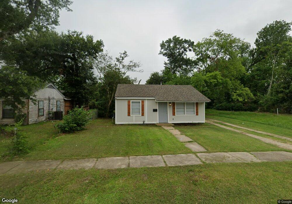 2416 9th St, Lake Charles, LA 70601 - photo 1