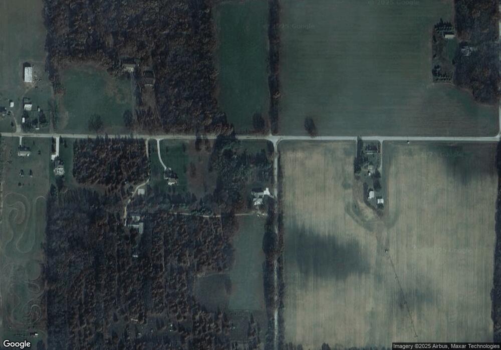 7455 N 900 E, Walkerton, IN 46574 - photo 1