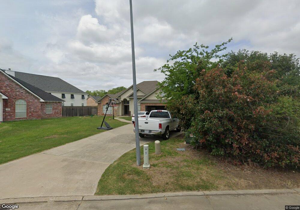 4116 W Jevon Ln, Lake Charles, LA 70605 - photo 1