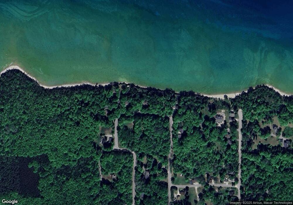 11110 Spring St, Charlevoix, MI 49720 - photo 1