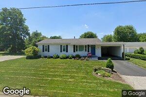 1207 N 1st St, Fairfield, IL 62837