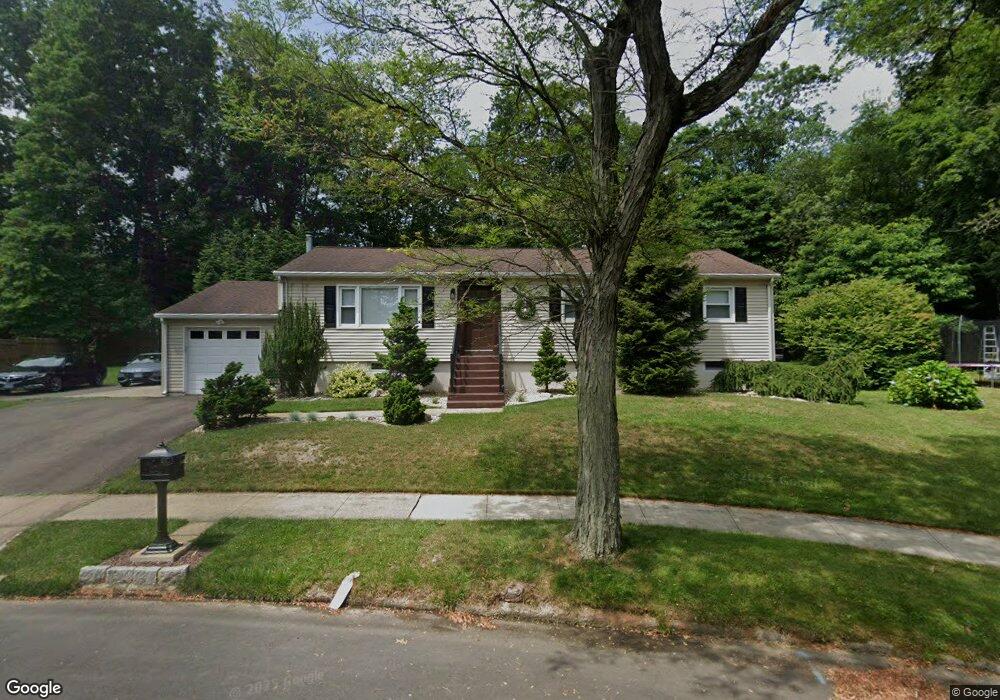 94 Carroll Rd, Hamden, CT 06517 - photo 1