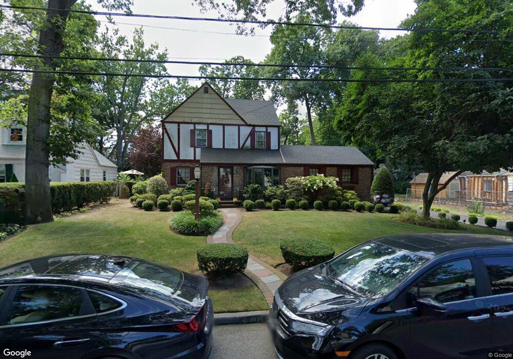 224 Walker Place, West Hempstead, NY 11552 - photo 1