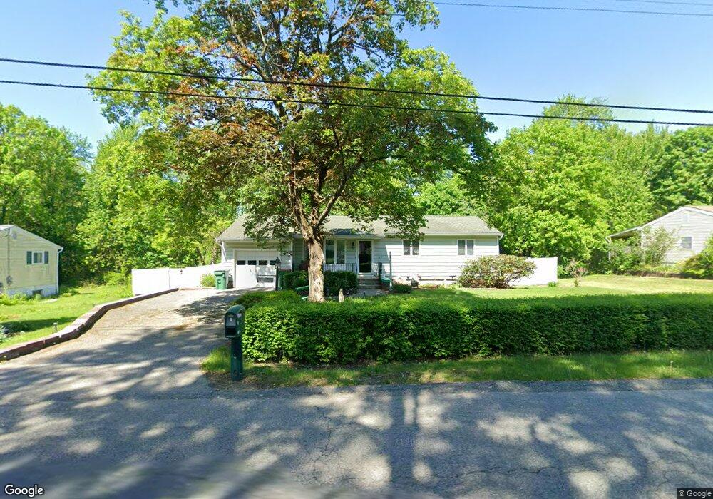 8 Ronsue Dr, Wappingers Falls, NY 12590 - photo 1