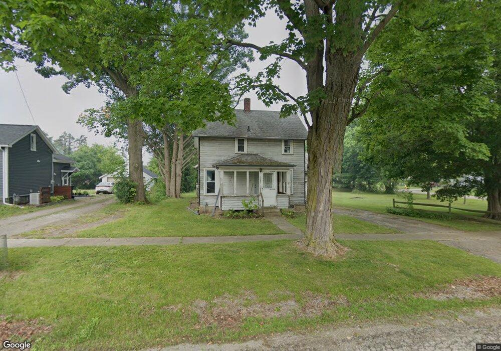 110 N Grant St, Galien, MI 49113 - photo 1