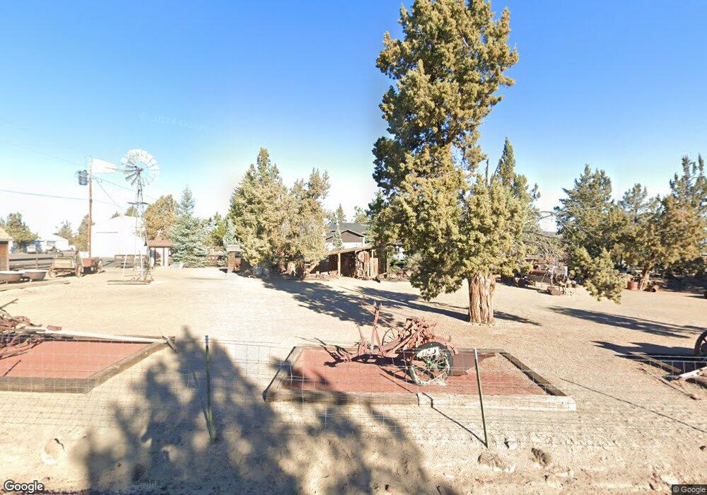 6827 NE 33rd St, Redmond, OR 97756 - photo 1