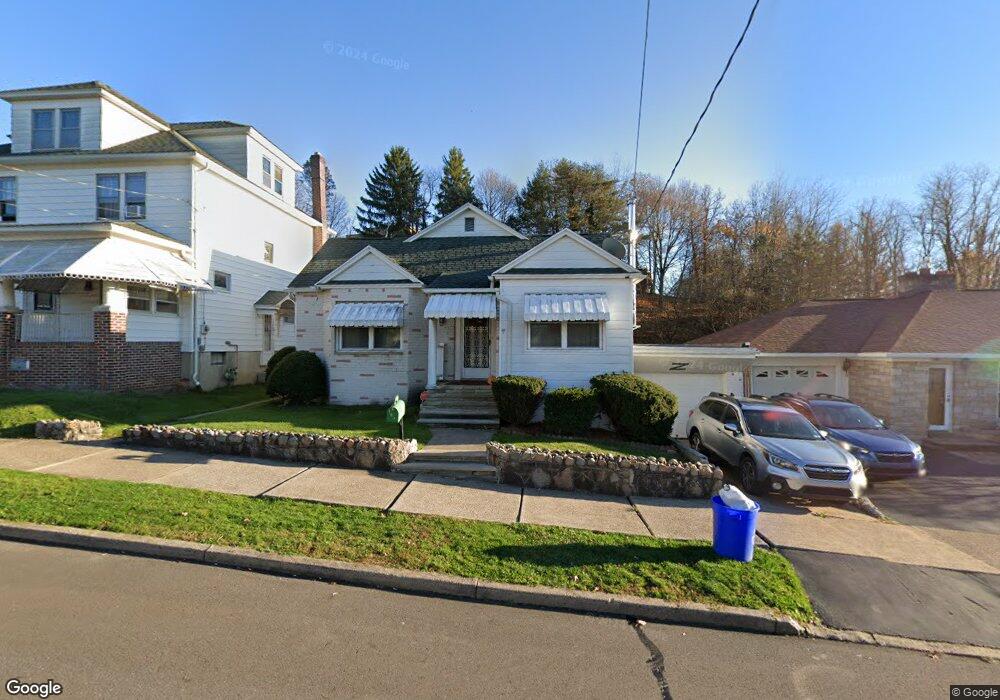 143 W Grand St, Nanticoke, PA 18634 - photo 1