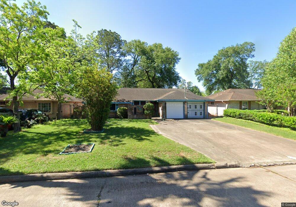 5306 Briarwick Ln, Houston, TX 77016 - photo 1