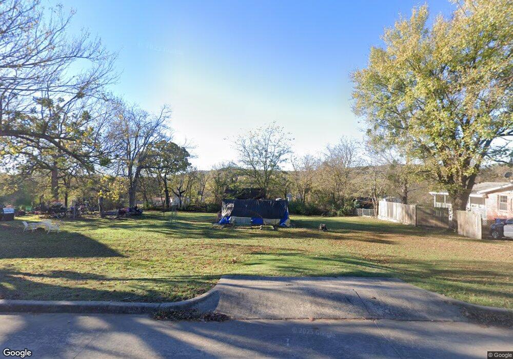 404 W Ottawa Ave, McAlester, OK 74501 - photo 1