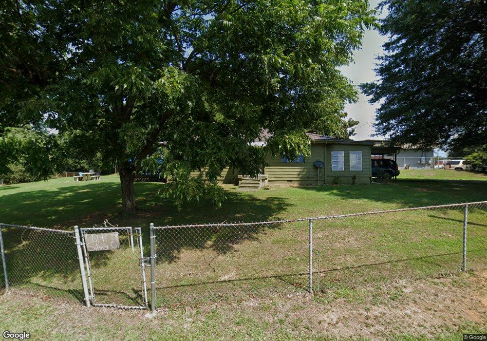 614 Silver Cir, Dalton, GA 30721 - photo 1