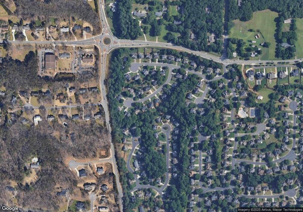 655 Bluff Oak Ct, Roswell, GA 30076 - photo 1