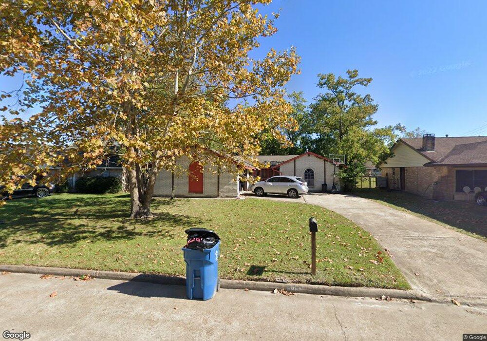 8806 Braunston Ln, Houston, TX 77088 - photo 1