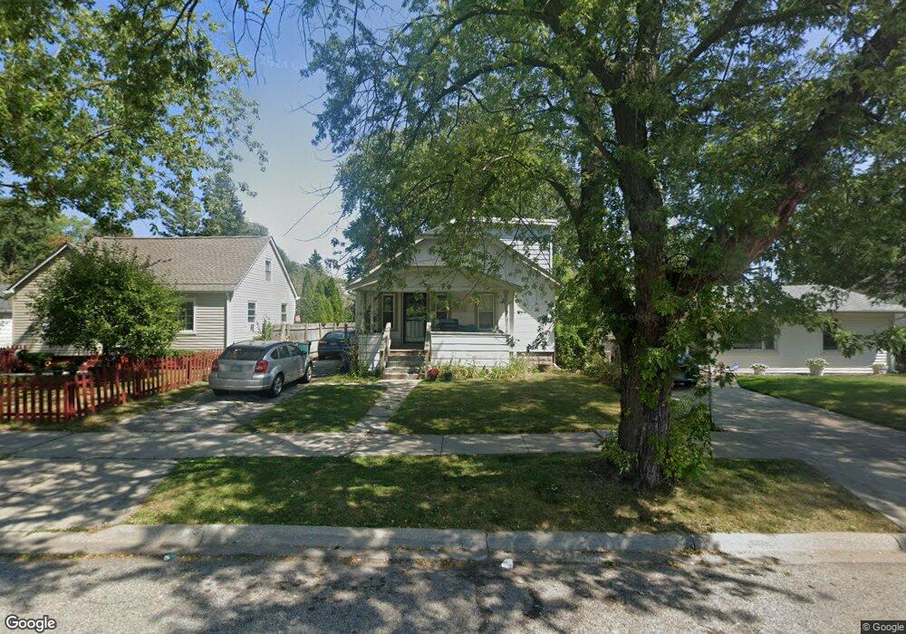 209 S Martin Ave, Waukegan, IL 60085 - photo 1