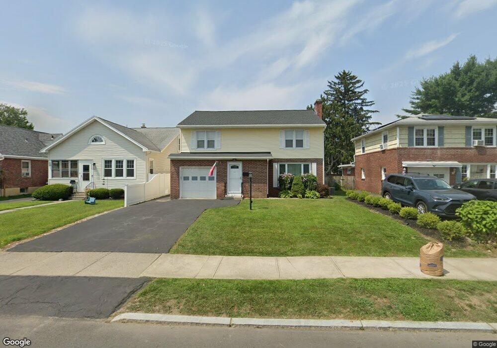 32 Clayton Place, Albany, NY 12209 - photo 1