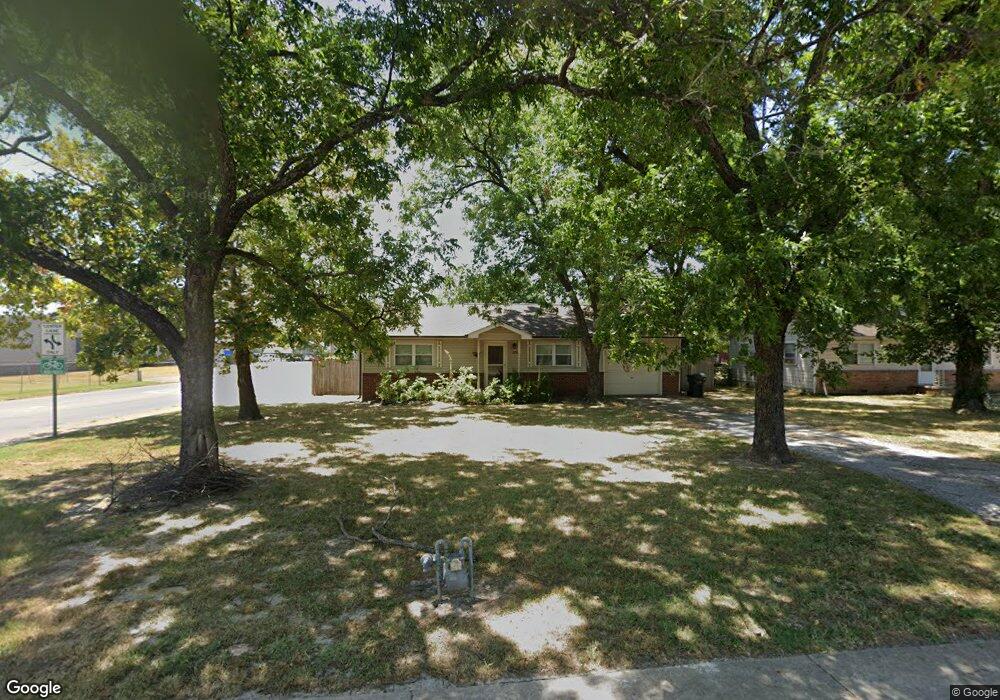 1201 N Jay St, Claremore, OK 74017 - photo 1