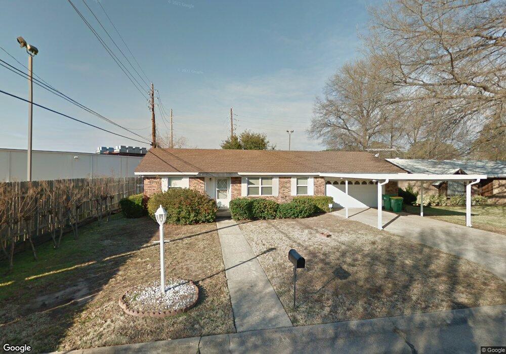 201 Holly Ln, Texarkana, TX 75503 - photo 1