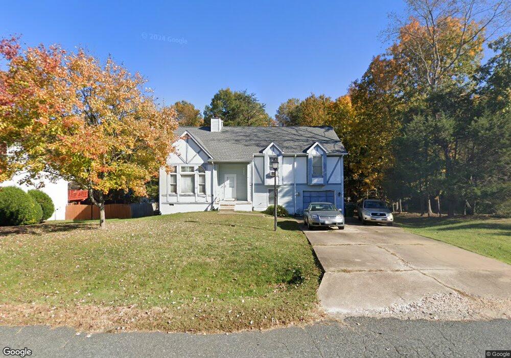 11607 Kenton Dr, Fredericksburg, VA 22407 - photo 1